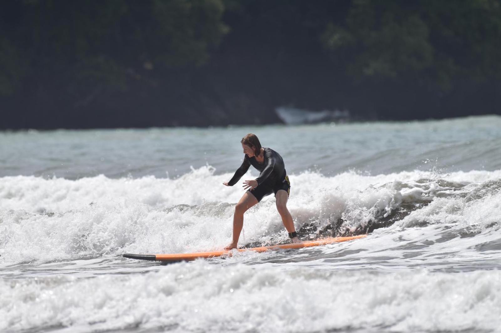 Ferienwohnung Air Manis Secret Surfcamp Taluk Batung Exterior foto