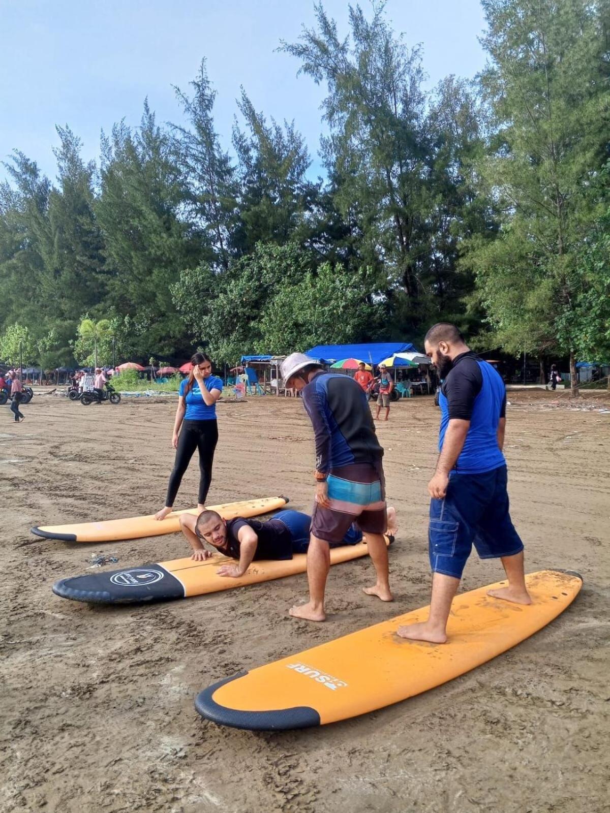 Ferienwohnung Air Manis Secret Surfcamp Taluk Batung Exterior foto